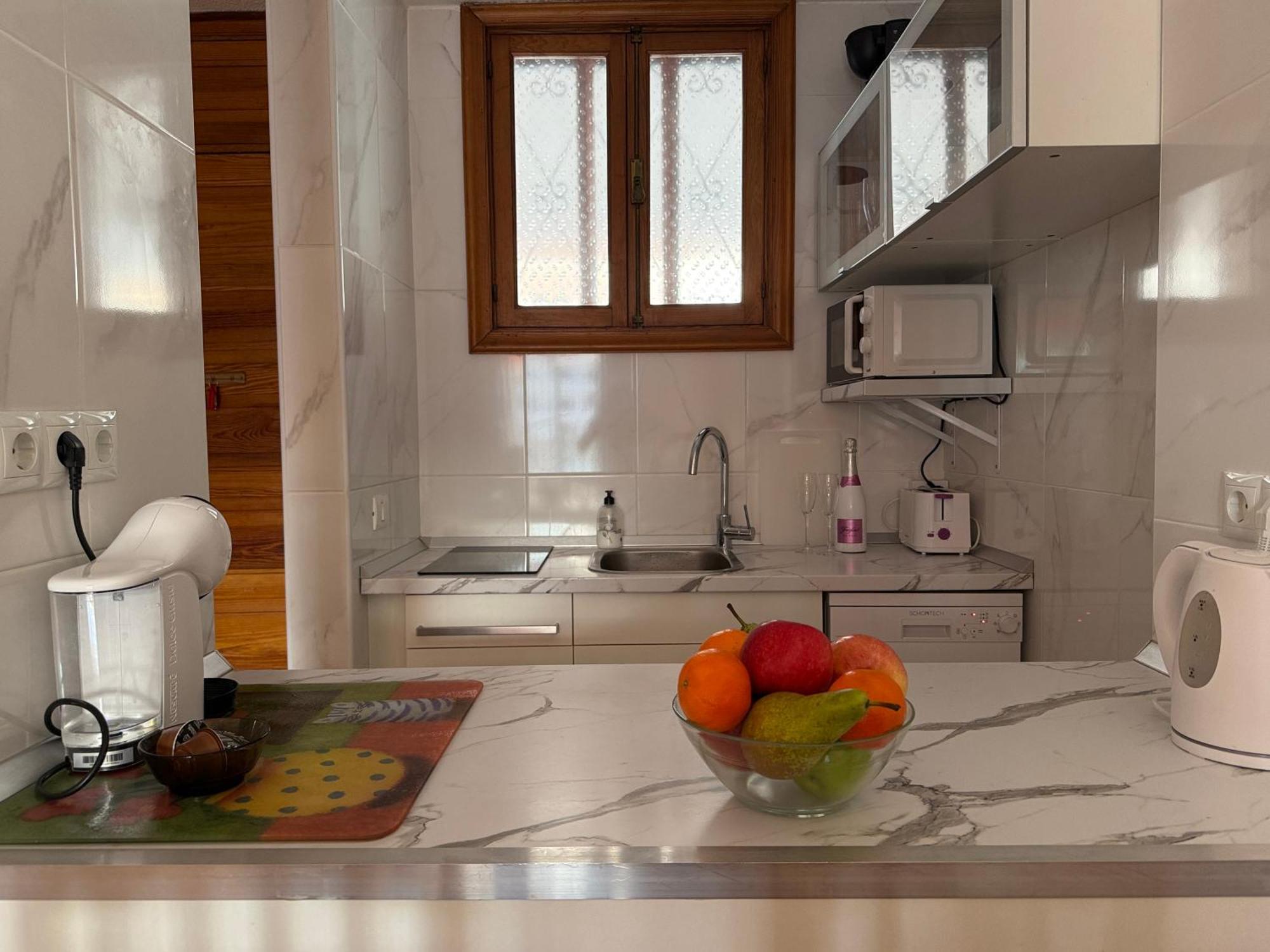 Sunny 2-Bedroom Apartment In Parque Santiago II Playa de las Americas  Ngoại thất bức ảnh